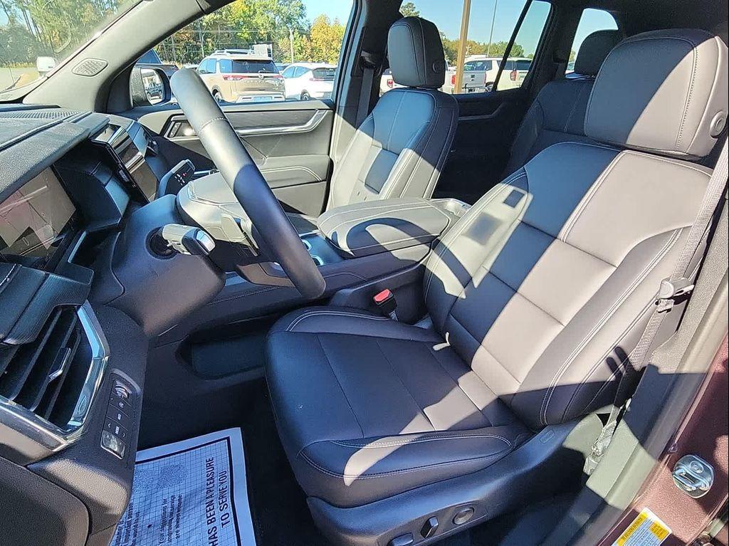 used 2025 GMC Acadia car, priced at $41,888