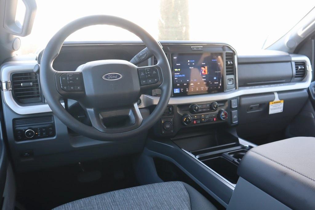 new 2025 Ford F-250 car, priced at $78,147