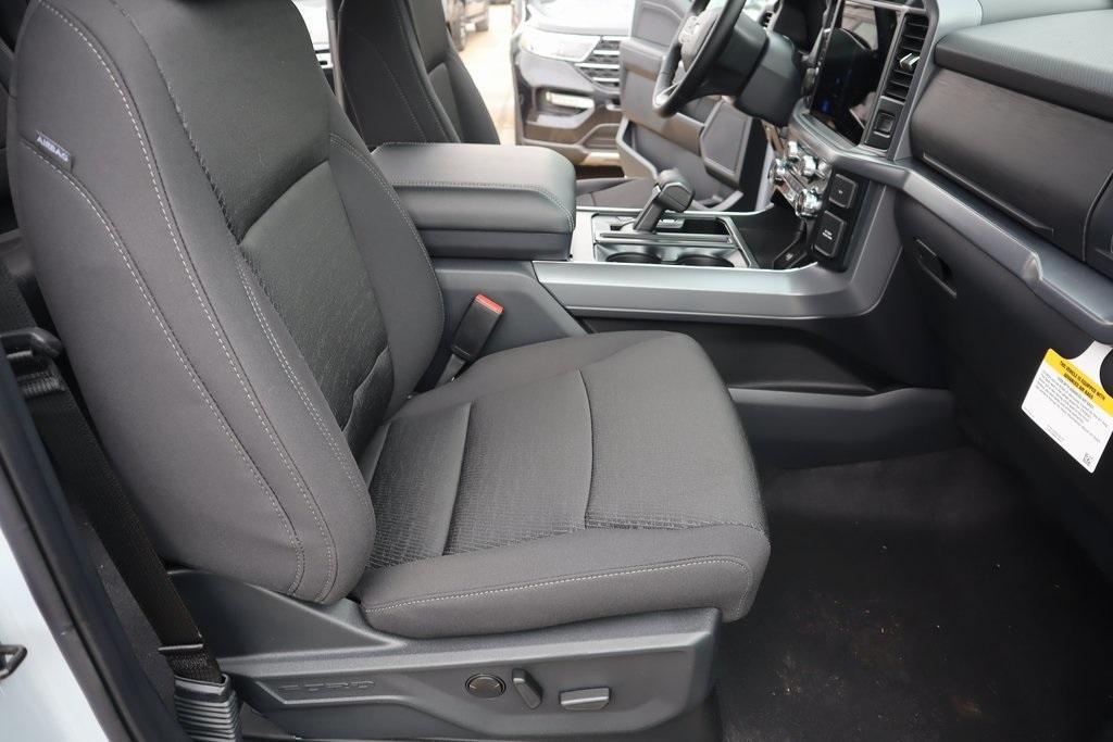 new 2025 Ford F-150 car, priced at $61,541