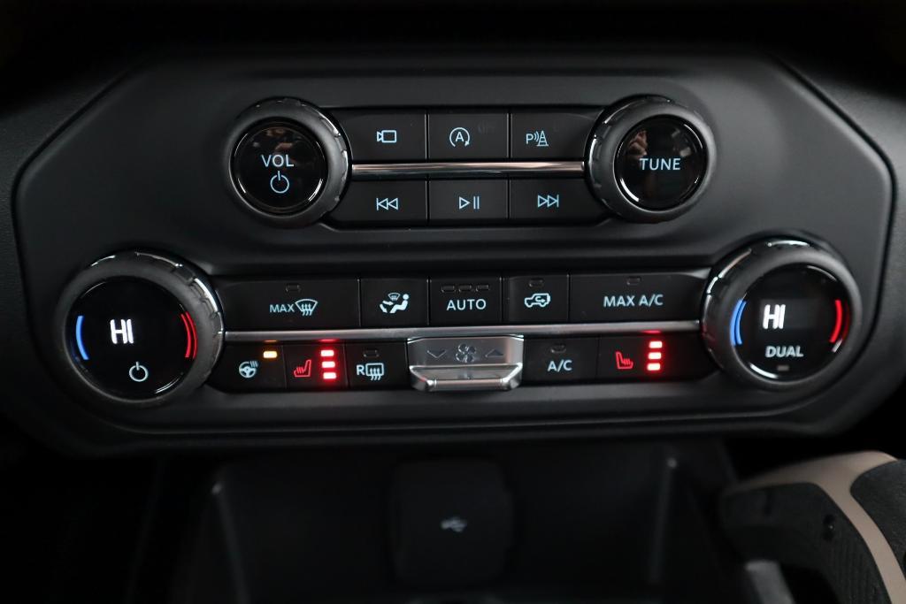 new 2024 Ford Bronco car, priced at $59,016
