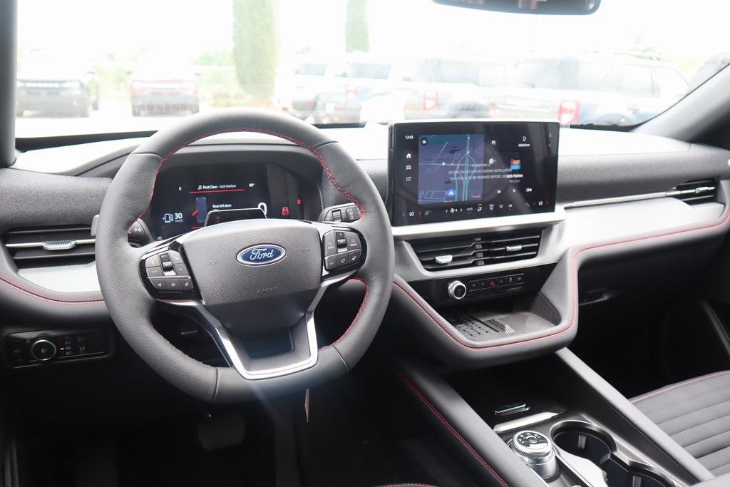 new 2025 Ford Explorer car, priced at $49,721