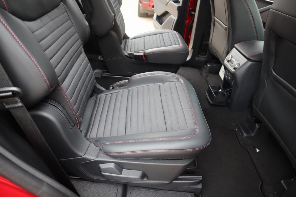 new 2025 Ford Explorer car, priced at $49,721