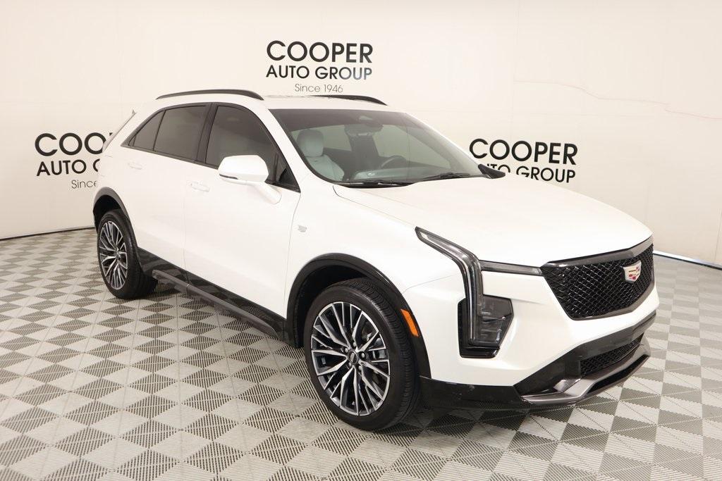 used 2024 Cadillac XT4 car, priced at $43,400