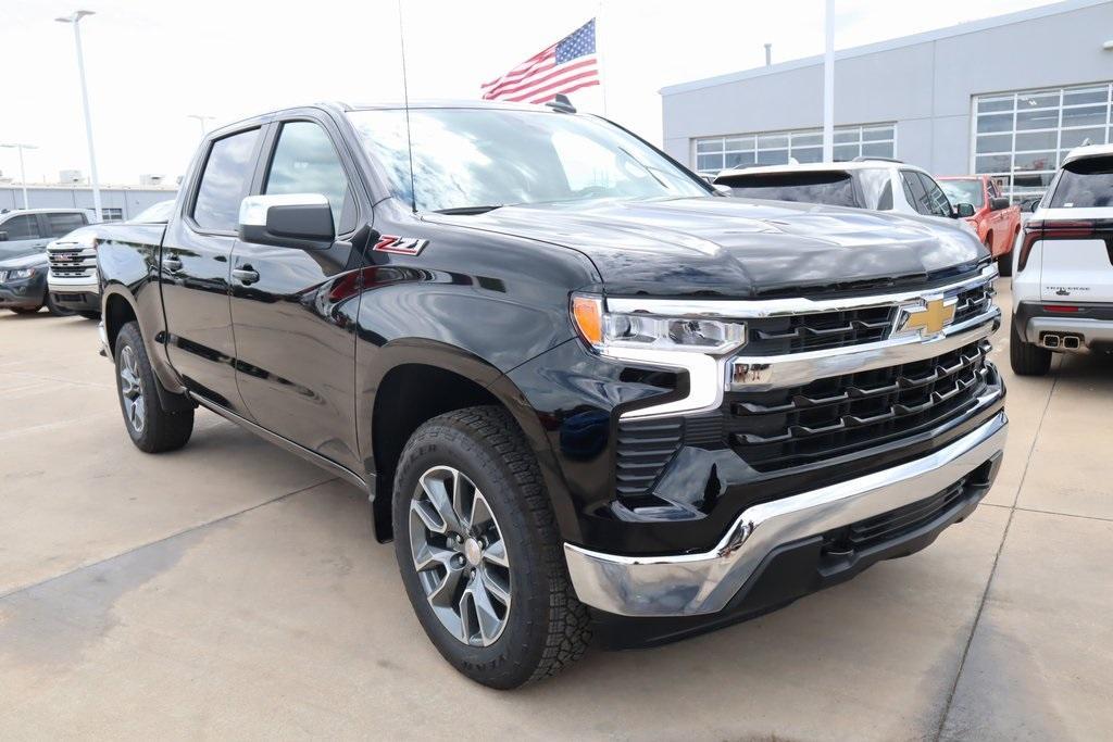 new 2025 Ford Explorer car, priced at $58,462
