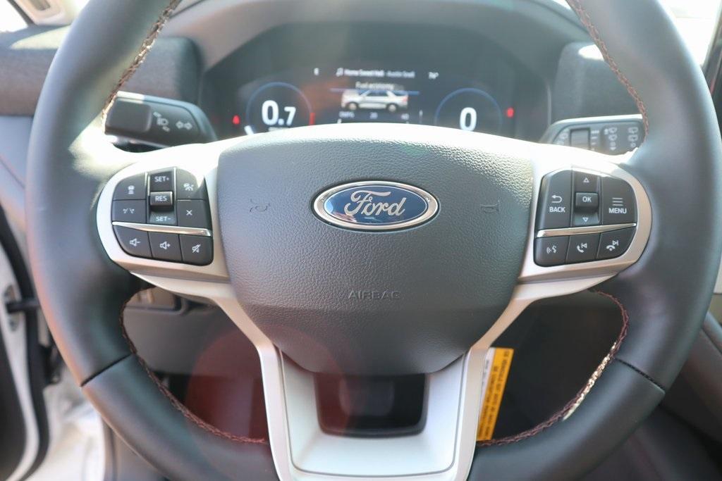 new 2025 Ford Explorer car, priced at $42,775