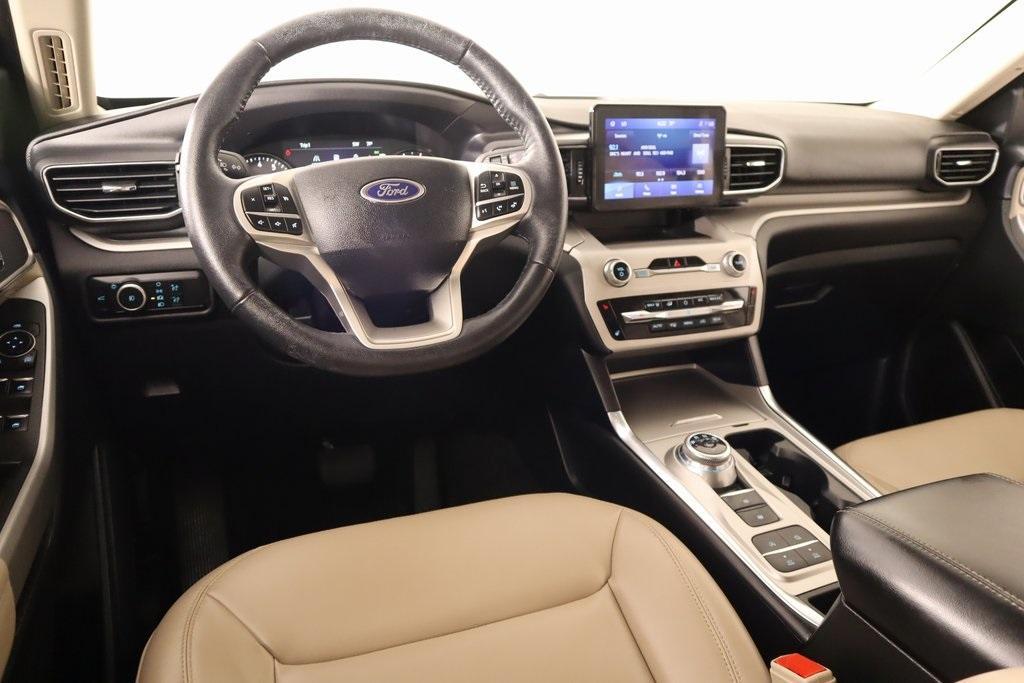 used 2024 Ford Explorer car, priced at $28,998