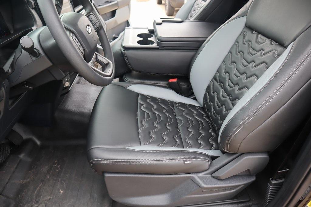 new 2025 Ford F-150 car, priced at $69,560