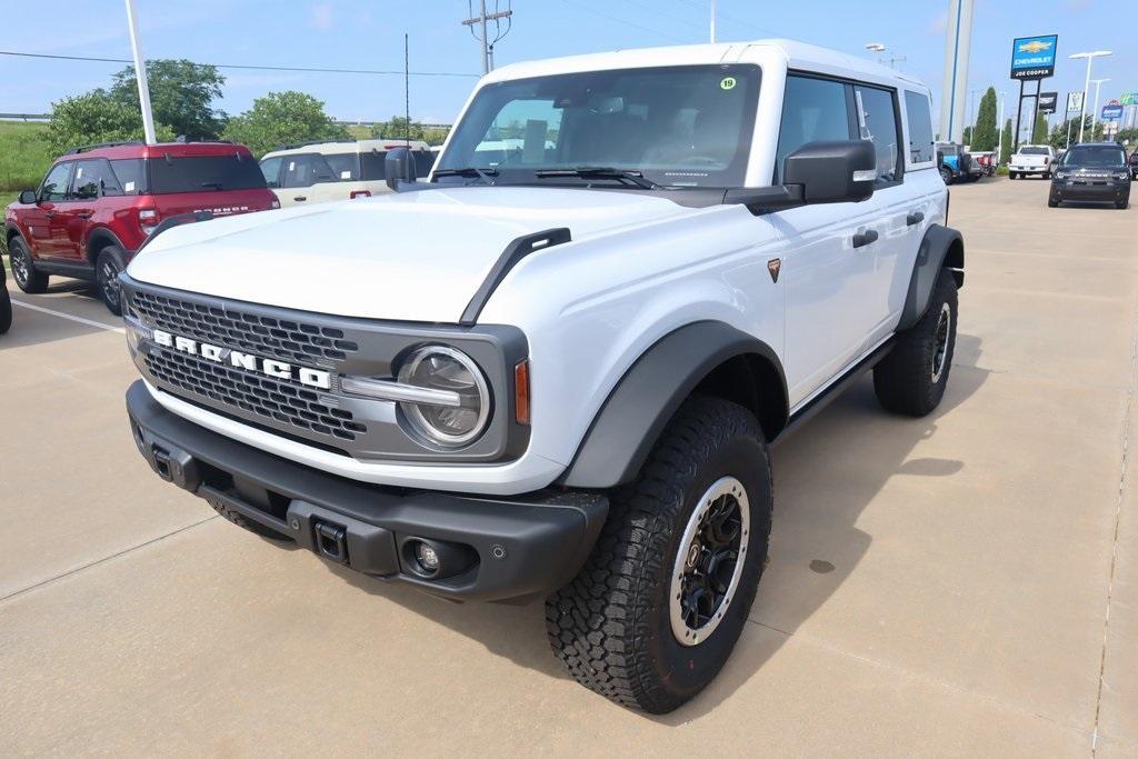 new 2025 Ford Bronco car, priced at $64,116