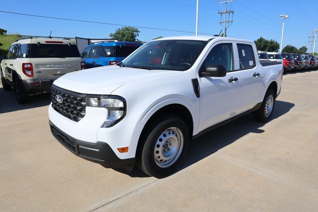 new 2025 Ford Maverick car, priced at $29,006