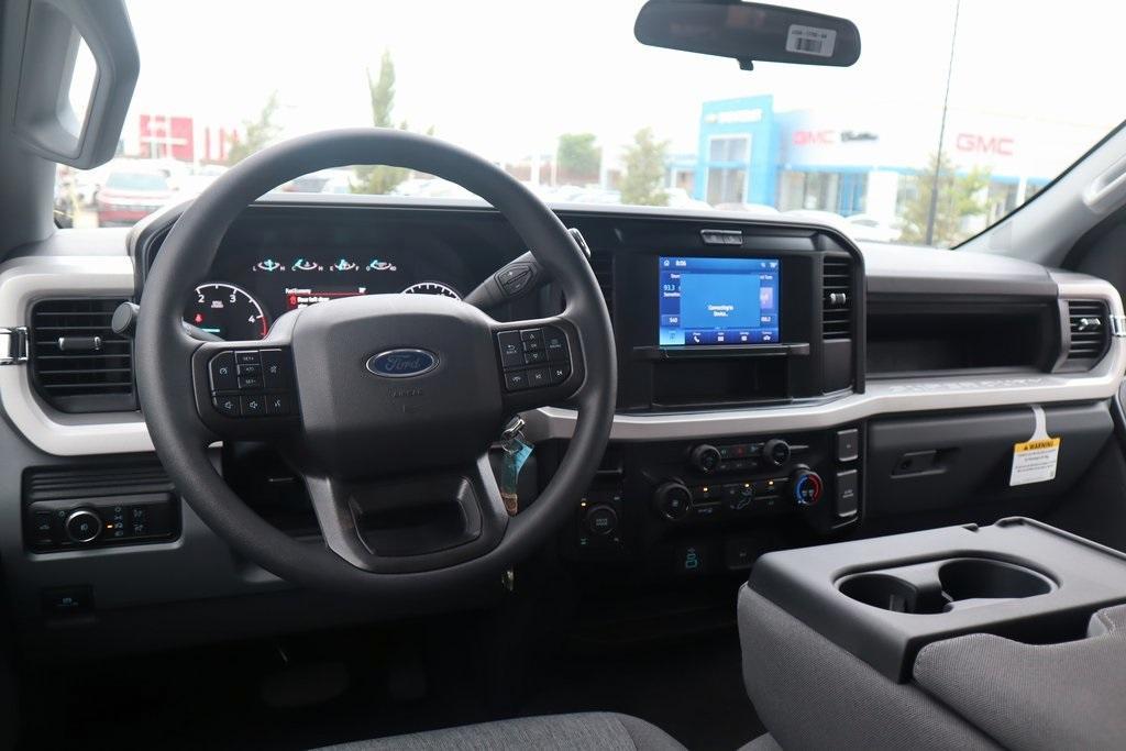 new 2025 Ford F-250 car, priced at $68,186