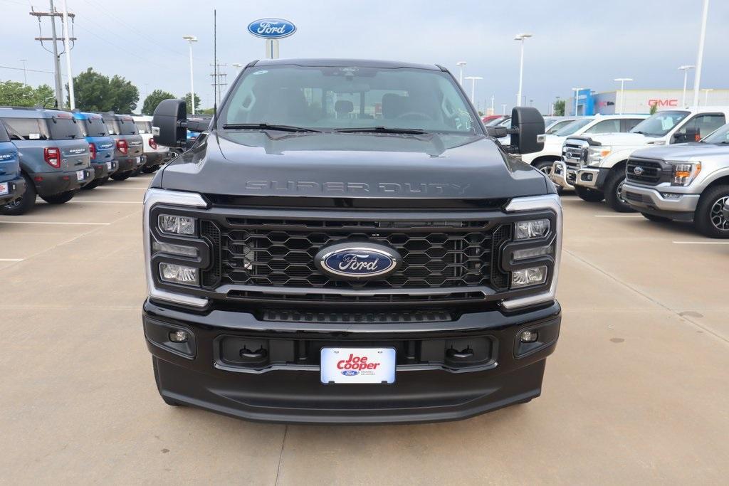 new 2025 Ford F-250 car, priced at $68,186
