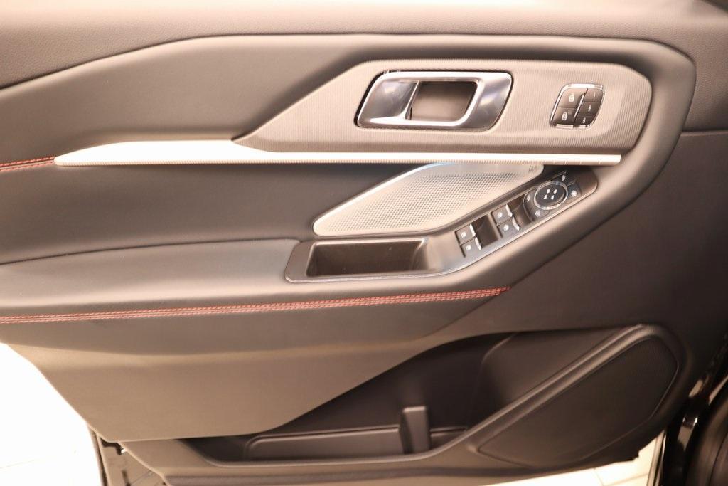 new 2025 Ford Explorer car, priced at $57,837