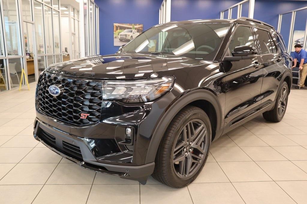 new 2025 Ford Explorer car, priced at $57,837