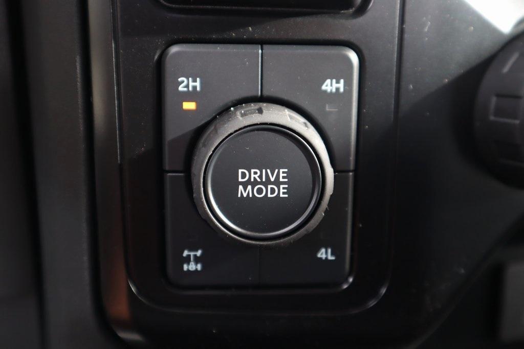 new 2025 Ford F-250 car, priced at $70,652