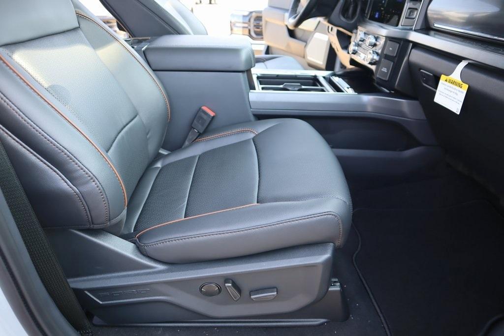 new 2025 Ford F-250 car, priced at $80,161