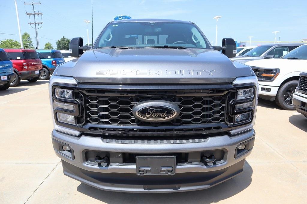 new 2025 Ford F-250 car, priced at $77,101