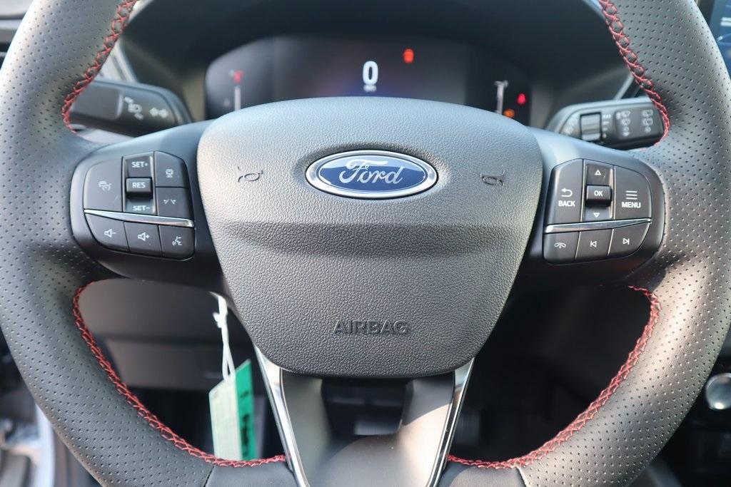 new 2025 Ford Escape car, priced at $29,627