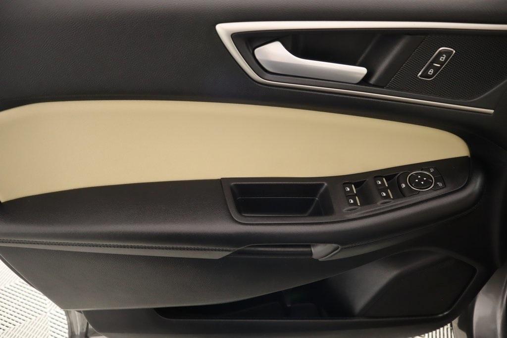 used 2022 Ford Edge car, priced at $24,998