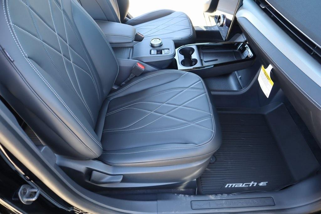 new 2023 Ford Mustang Mach-E car, priced at $34,600