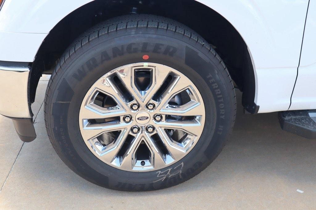 new 2025 Ford F-150 car, priced at $52,428