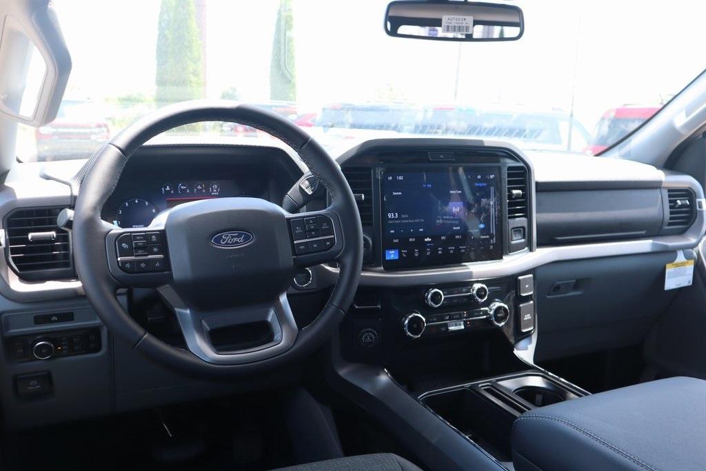 new 2025 Ford F-150 car, priced at $52,428