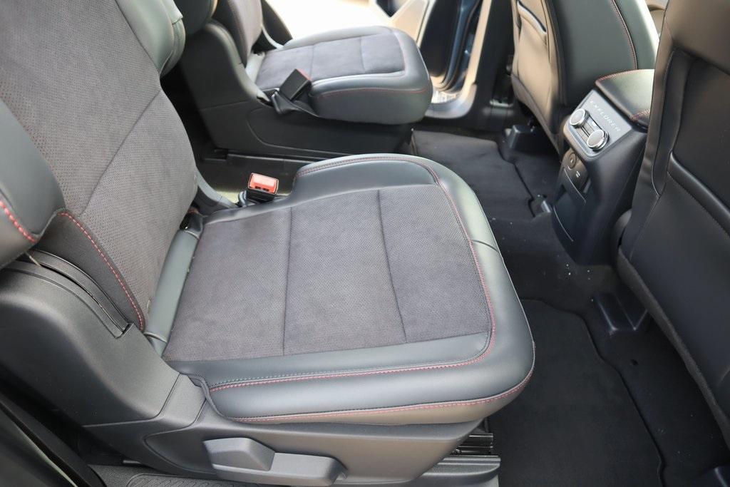 new 2025 Ford Explorer car, priced at $58,327