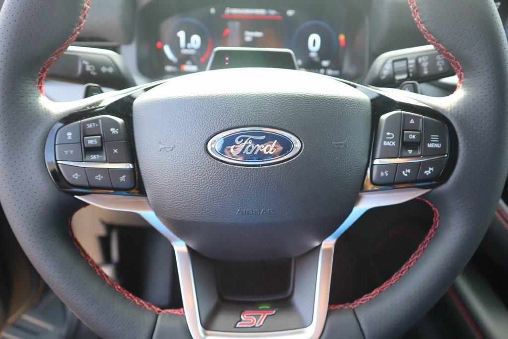 new 2025 Ford Explorer car, priced at $58,327