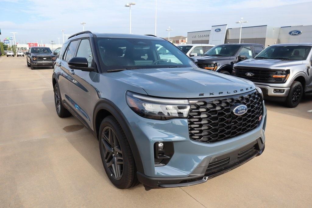 new 2025 Ford Explorer car, priced at $57,081