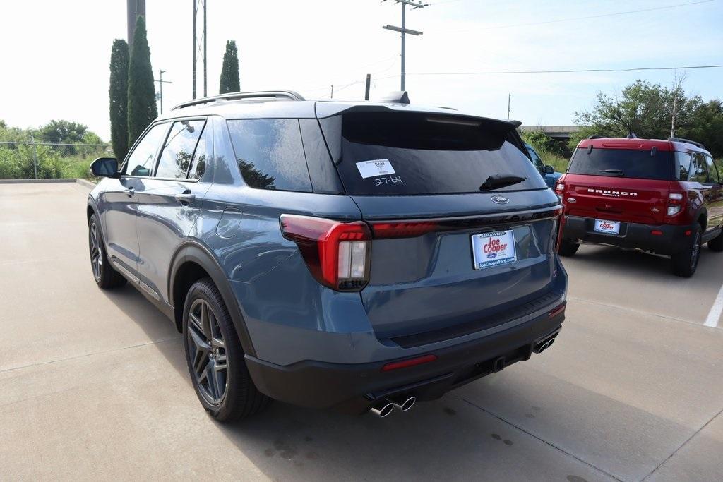 new 2025 Ford Explorer car, priced at $58,327