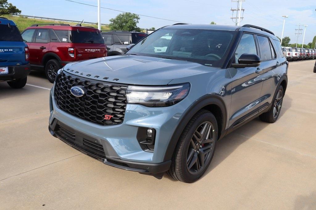 new 2025 Ford Explorer car, priced at $58,327