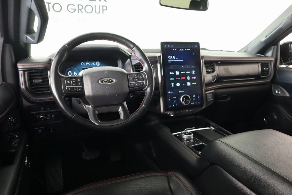 used 2022 Ford Expedition car, priced at $40,101