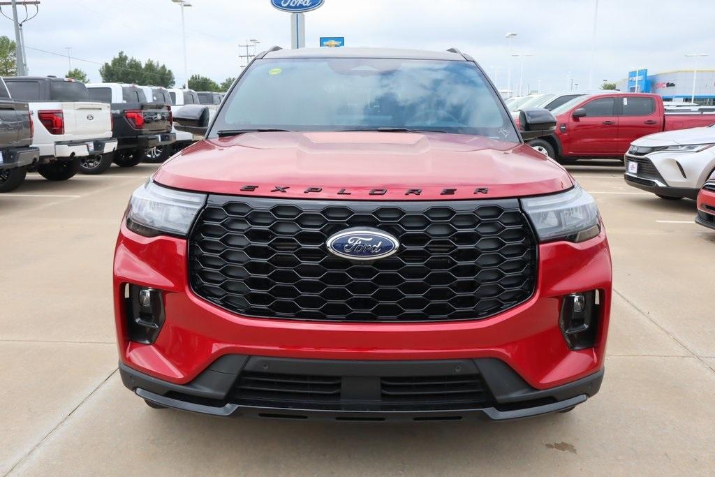 new 2025 Ford Explorer car, priced at $51,154