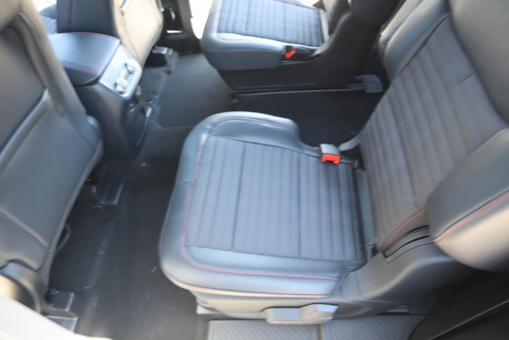 new 2025 Ford Explorer car, priced at $52,131