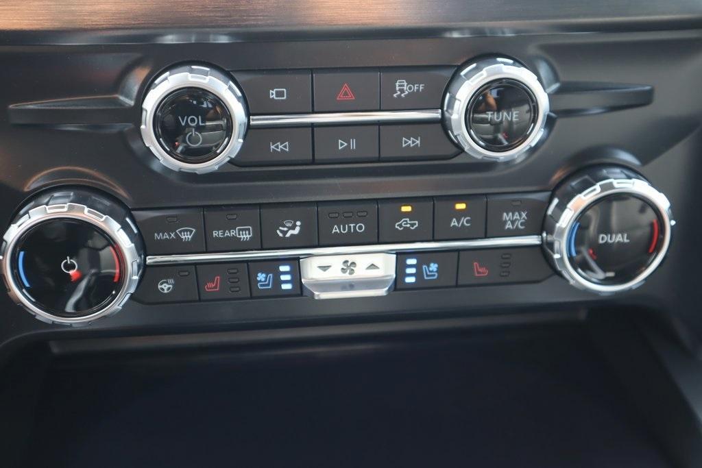 new 2025 Ford F-250 car, priced at $89,020