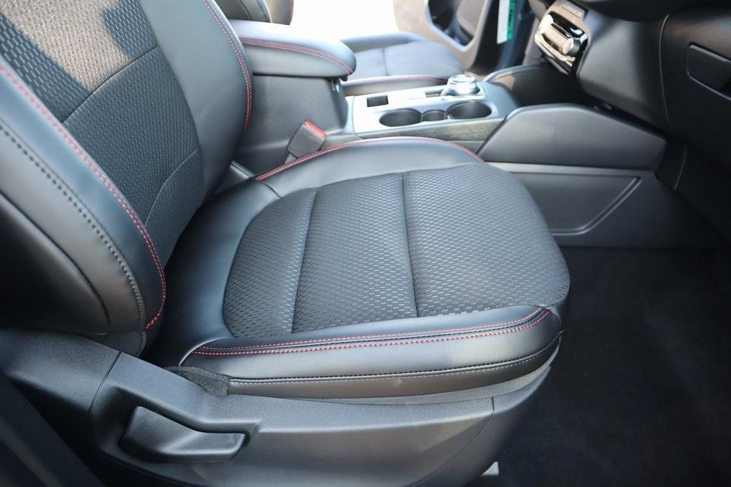 new 2025 Ford Escape car, priced at $30,552