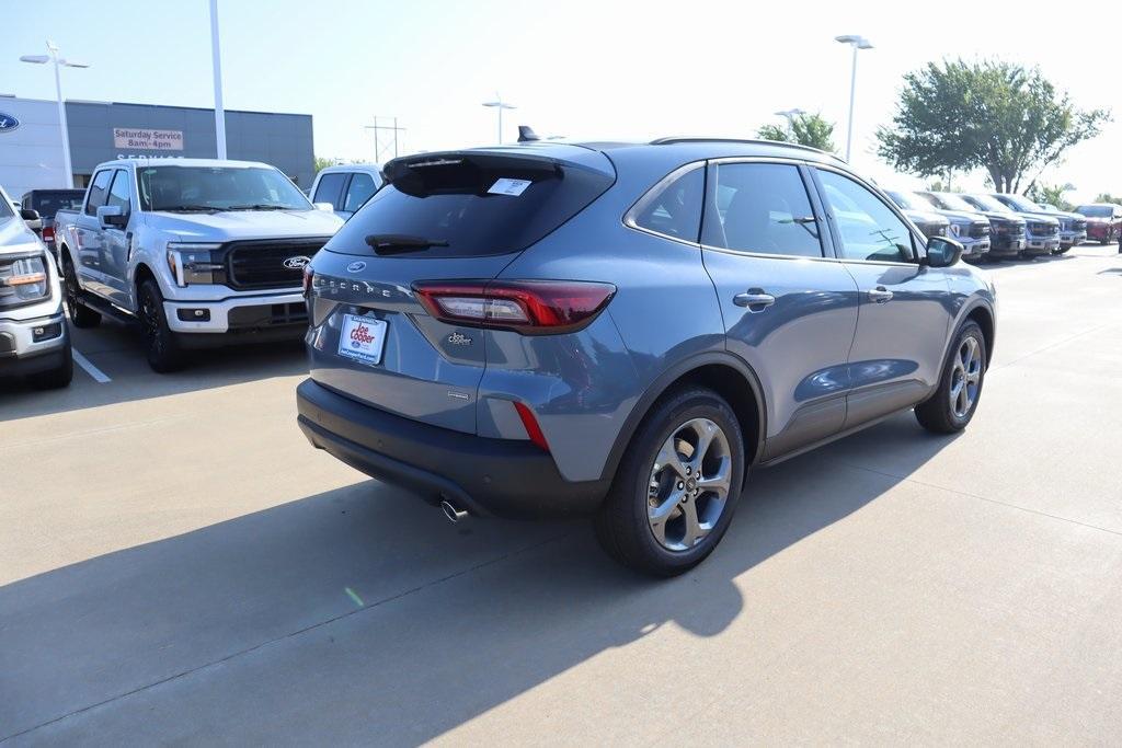 new 2025 Ford Escape car, priced at $30,552