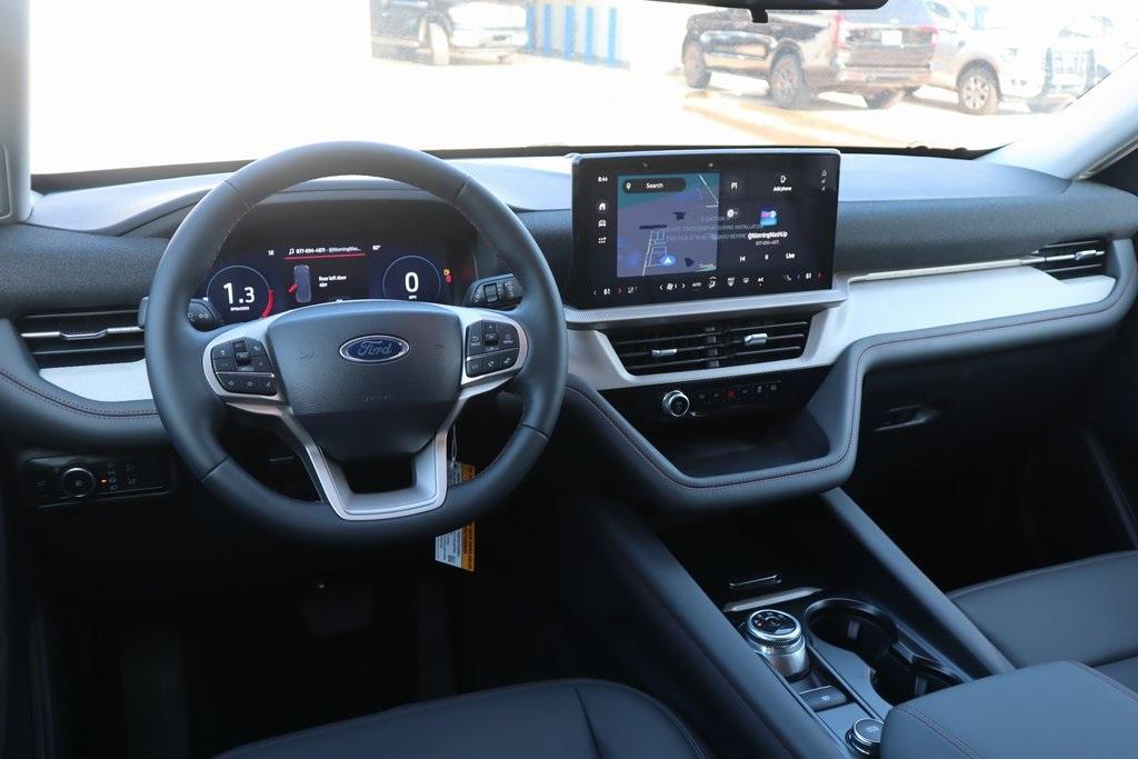 new 2025 Ford Explorer car, priced at $45,276