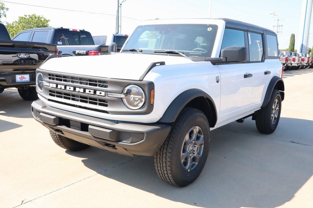 new 2025 Ford Bronco car, priced at $43,838