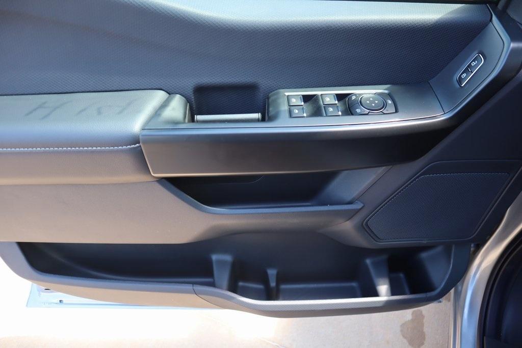 new 2025 Ford F-150 car, priced at $41,842