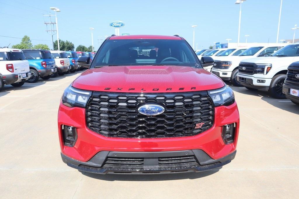 new 2025 Ford Explorer car, priced at $58,327