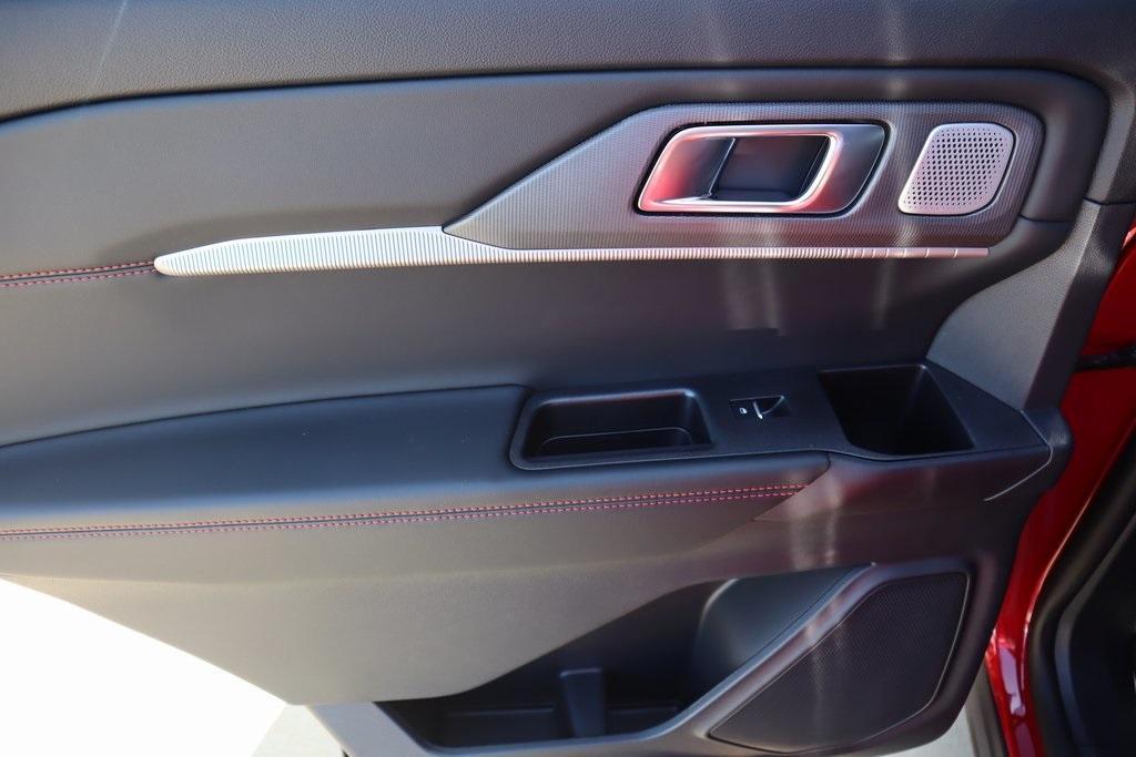 new 2025 Ford Explorer car, priced at $58,327