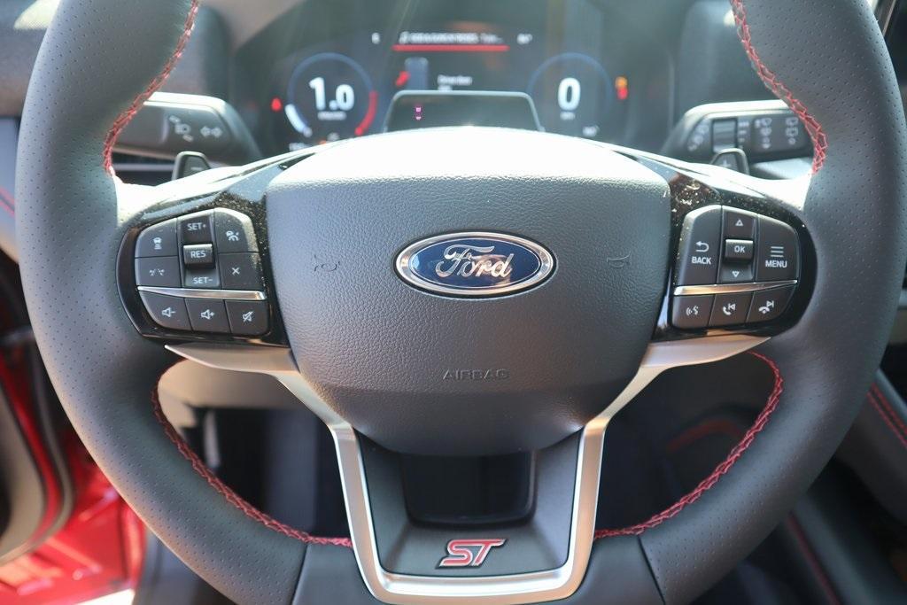 new 2025 Ford Explorer car, priced at $58,327