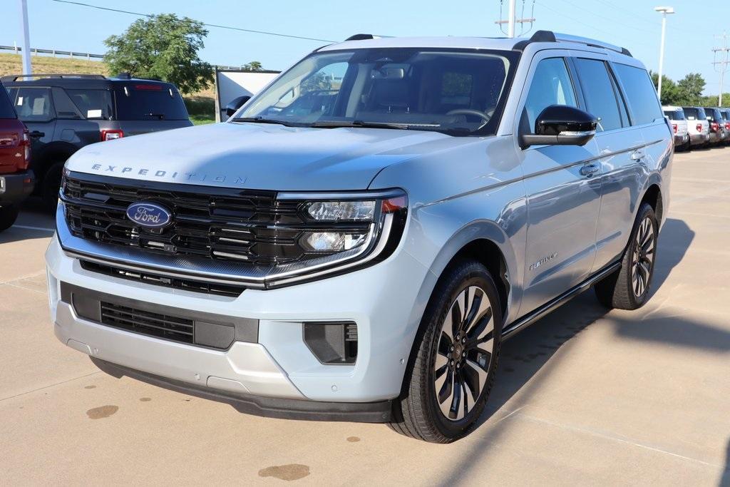 new 2025 Ford Expedition car, priced at $78,719