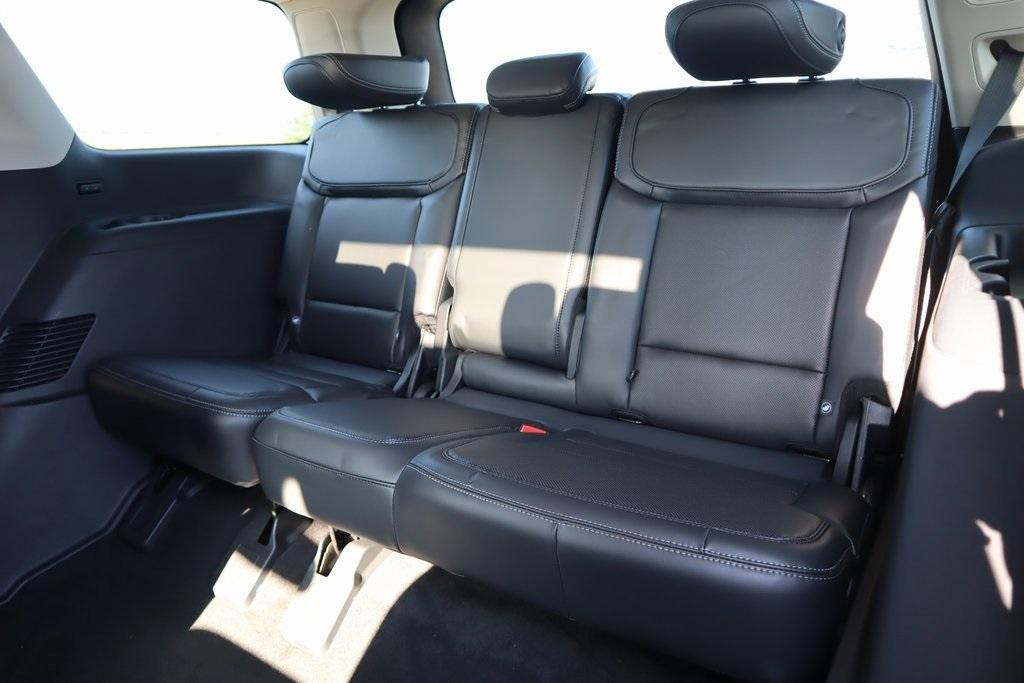 new 2025 Ford Expedition car, priced at $78,719
