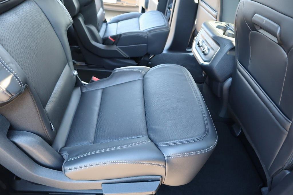 new 2025 Ford Expedition car, priced at $78,719