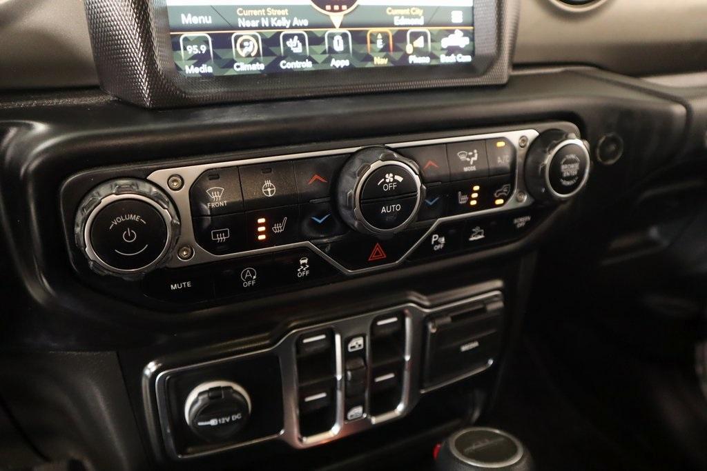 used 2021 Jeep Gladiator car, priced at $27,400