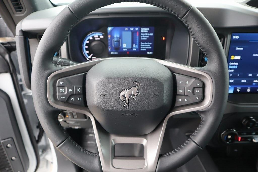 new 2024 Ford Bronco car, priced at $47,372