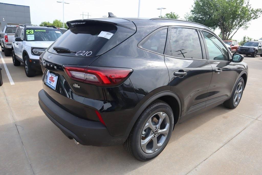new 2025 Ford Escape car, priced at $31,986