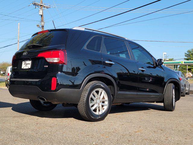 used 2014 Kia Sorento car, priced at $9,998