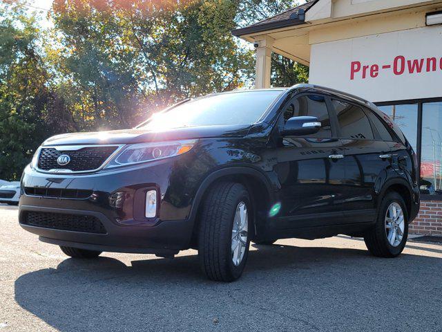 used 2014 Kia Sorento car, priced at $9,998